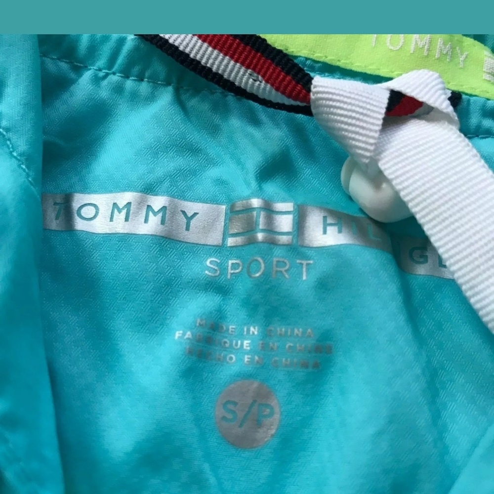 Women's Tommy Hilfiger sleeveless windbreaker